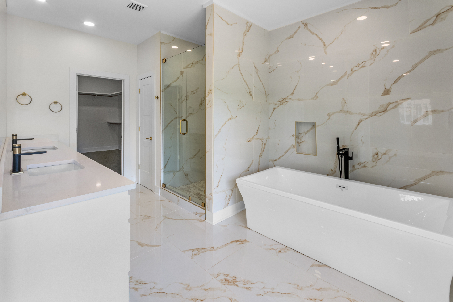 Master Bath Suite